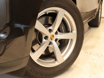 PORSCHE MACAN - 7