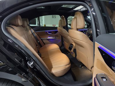 صورة مصغرة 12 لـ 2025 Mercedes-BENZ E-CLASS