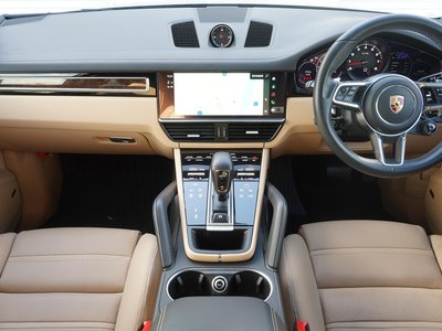 PORSCHE CAYENNE COUPE - 5