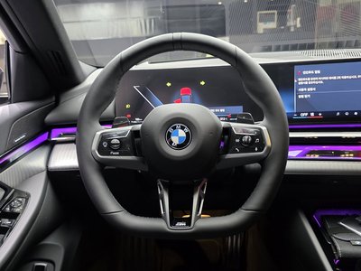 صورة مصغرة 20 لـ 2026 BMW 5 SERIES