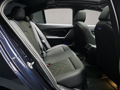صورة مصغرة 17 لـ 2026 BMW 5 SERIES