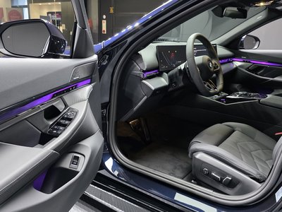 صورة مصغرة 13 لـ 2026 BMW 5 SERIES