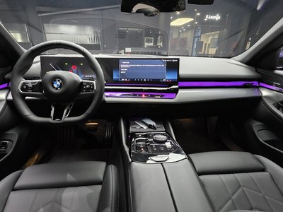 2026 BMW 5 SERIES — фото 5