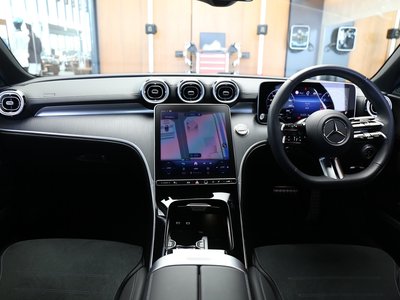 MERCEDES-BENZ C-CLASS - 8