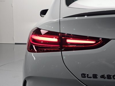 صورة 10 لـ 2025 Mercedes-BENZ GLE