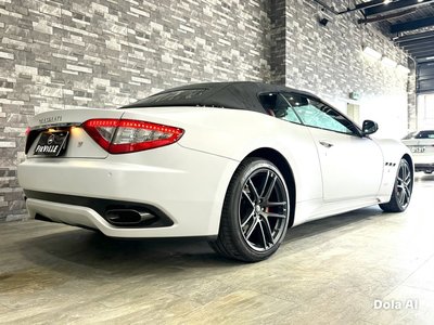 2015 Maserati GRANCABRIO — миниатюра 14