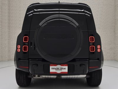 LAND ROVER DEFENDER - 8