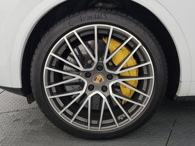 PORSCHE CAYENNE - 6