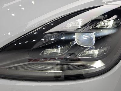 PORSCHE CAYENNE - 9