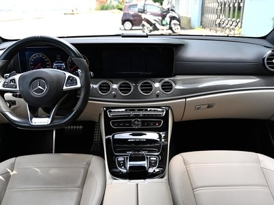 2019 Mercedes-BENZ E-CLASS AMG photo 6