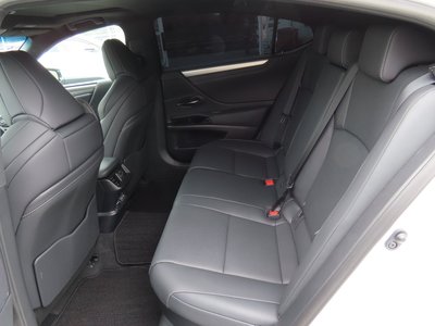 صورة مصغرة 56 لـ 2024 Lexus ES