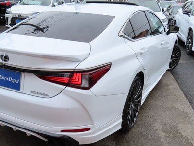 صورة مصغرة 34 لـ 2024 Lexus ES