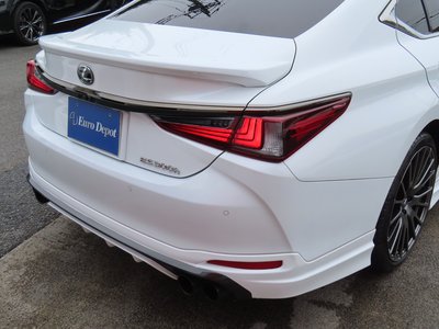 صورة مصغرة 37 لـ 2024 Lexus ES
