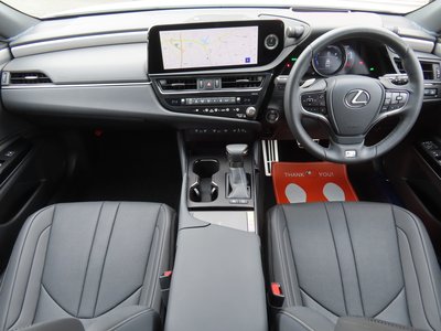صورة مصغرة 52 لـ 2024 Lexus ES