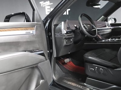 CADILLAC ESCALADE - 10