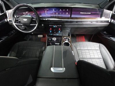 CADILLAC ESCALADE - 5