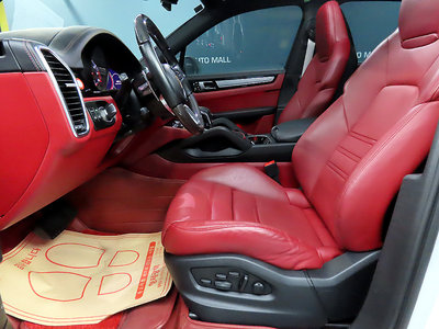 PORSCHE CAYENNE - 10