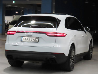 PORSCHE CAYENNE - 5