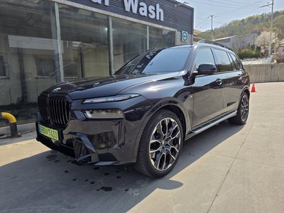 BMW X7 - 1