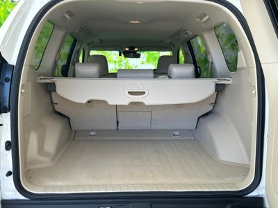 TOYOTA LAND CRUISER PRADO - 8