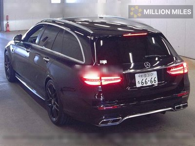 MERCEDES-BENZ E-CLASS AMG - 2