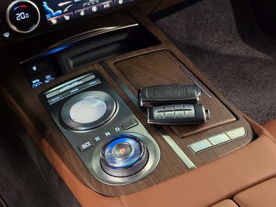 GENESIS G80 (RG3) - 9