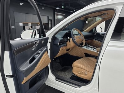 2023 Genesis GV80 — миниатюра 11