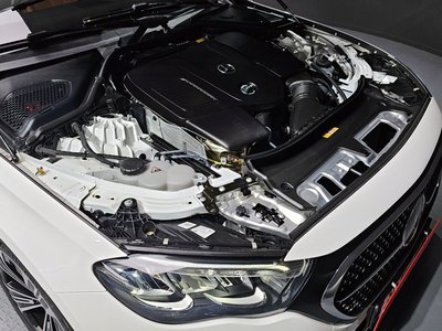 MERCEDES-BENZ E-CLASS - 7