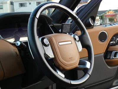 2019 LAND Rover RANGE ROVER photo 9