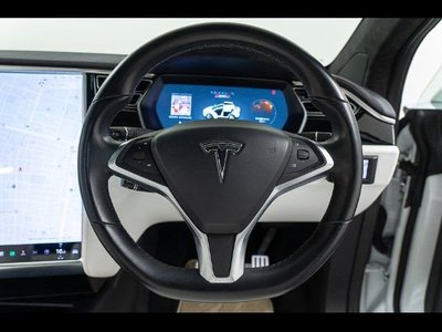 2018 Tesla MODEL X — миниатюра 19