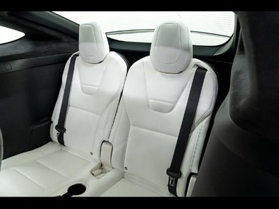 2018 Tesla MODEL X — миниатюра 16
