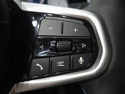 صورة مصغرة 32 لـ 2025 BMW 3 SERIES