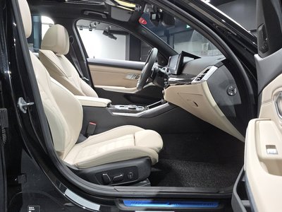 صورة مصغرة 16 لـ 2025 BMW 3 SERIES