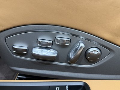 صورة مصغرة 17 لـ 2015 Porsche 911