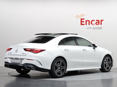 MERCEDES-BENZ CLA - 4