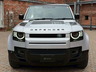 LAND ROVER DEFENDER - 4