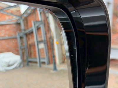 LAND ROVER DEFENDER - 10