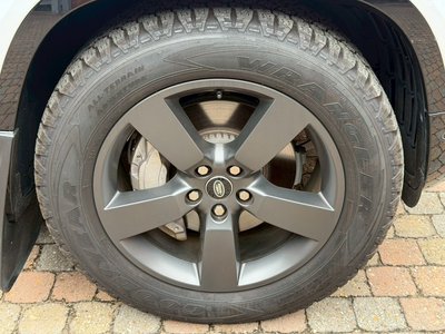 LAND ROVER DEFENDER - 8