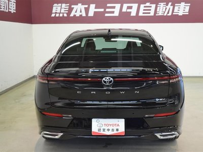 TOYOTA CROWN CROSSOVER - 7