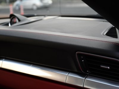 2016 Porsche 911 — миниатюра 24