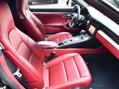 2016 Porsche 911 — миниатюра 13