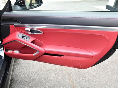 2016 Porsche 911 — миниатюра 17