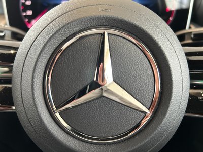 MERCEDES-BENZ GLC - 10