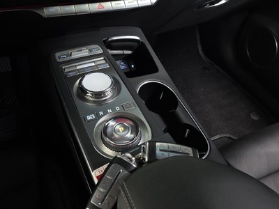 2022 Genesis GV70 photo 9