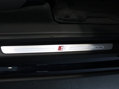 صورة مصغرة 15 لـ 2025 AUDI Q8