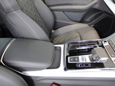 صورة مصغرة 31 لـ 2025 AUDI Q8