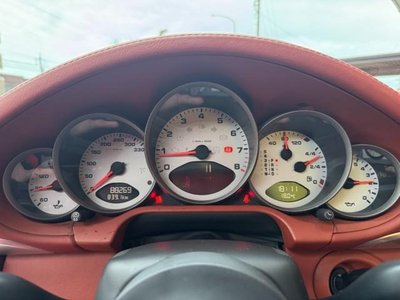 PORSCHE 911 - 6