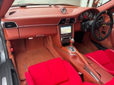 PORSCHE 911 - 4