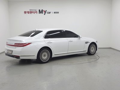 صورة 6 لـ 2020 Genesis G90