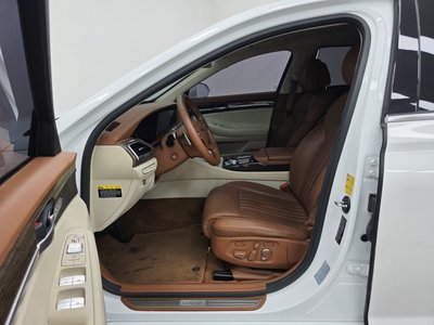 صورة 9 لـ 2020 Genesis G90